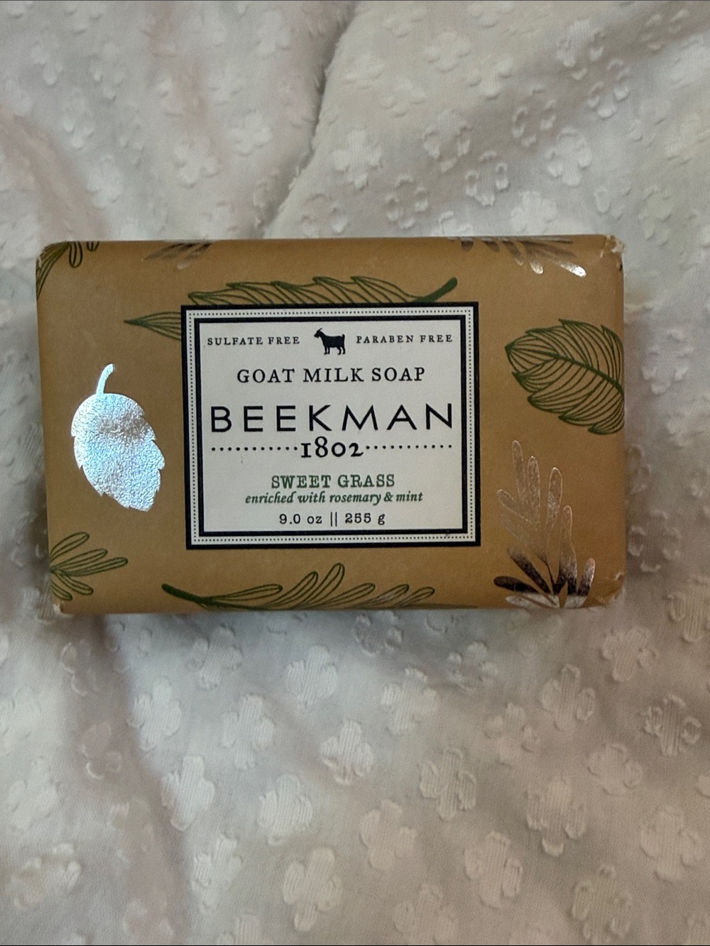 BEEKMAN 1802 Goat Milk Soap Sweet Grass 9 oz - Picture 5 of 5